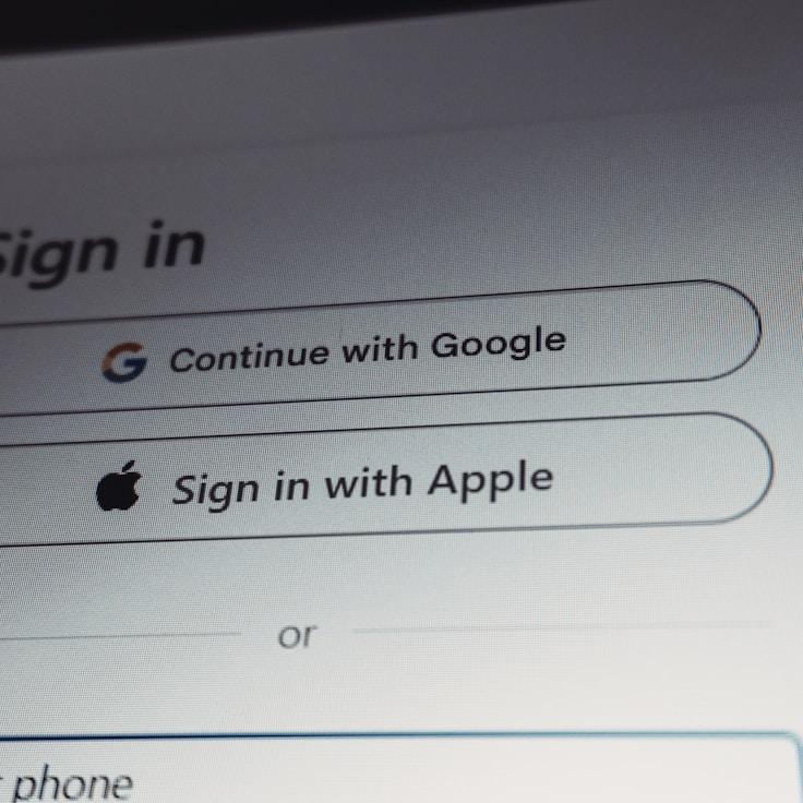 Collaborative mobile app development workflow